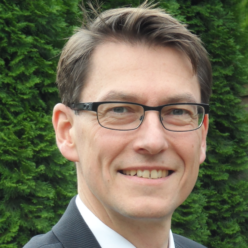  Michael Bernhardt